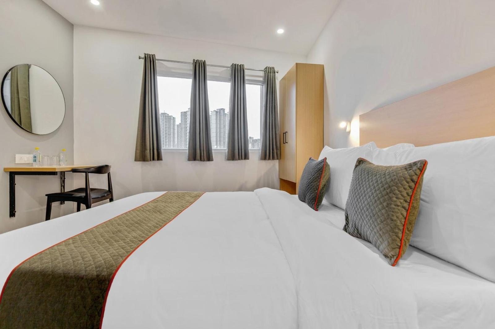 Hotel Naveen New Delhi Exterior photo